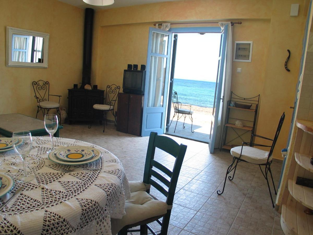 Kyparissis Beach Houses Skala Mistegnon Exterior foto