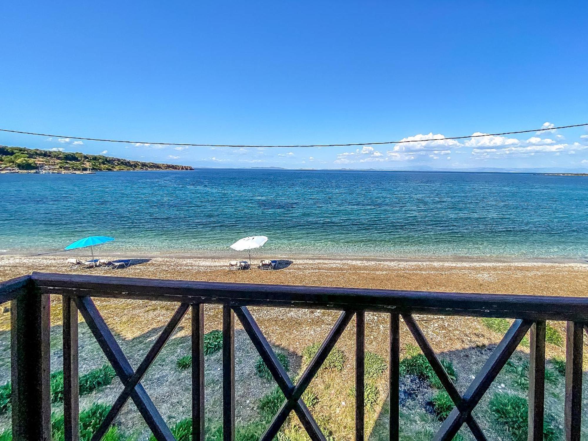 Kyparissis Beach Houses Skala Mistegnon Exterior foto