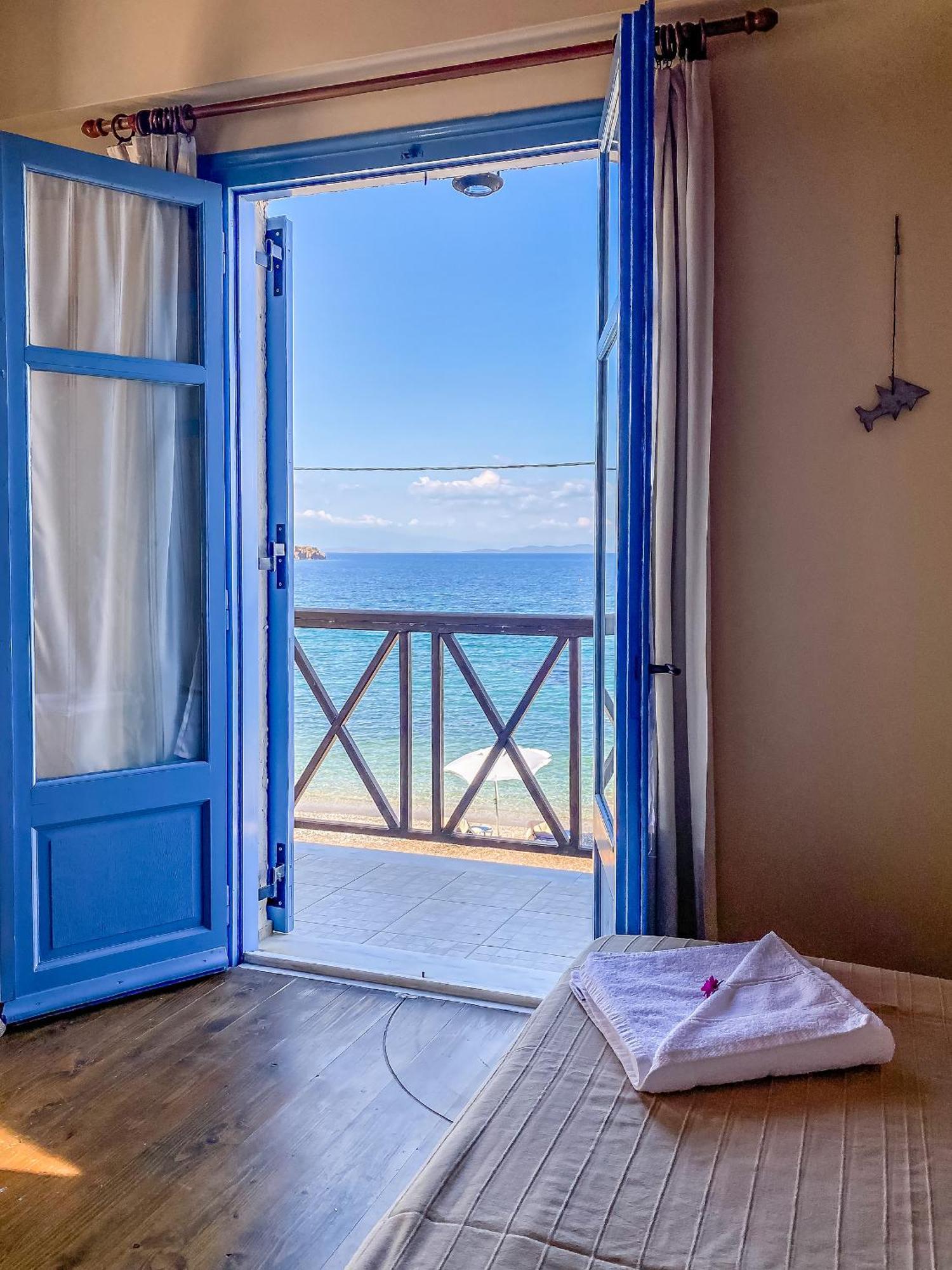 Kyparissis Beach Houses Skala Mistegnon Exterior foto